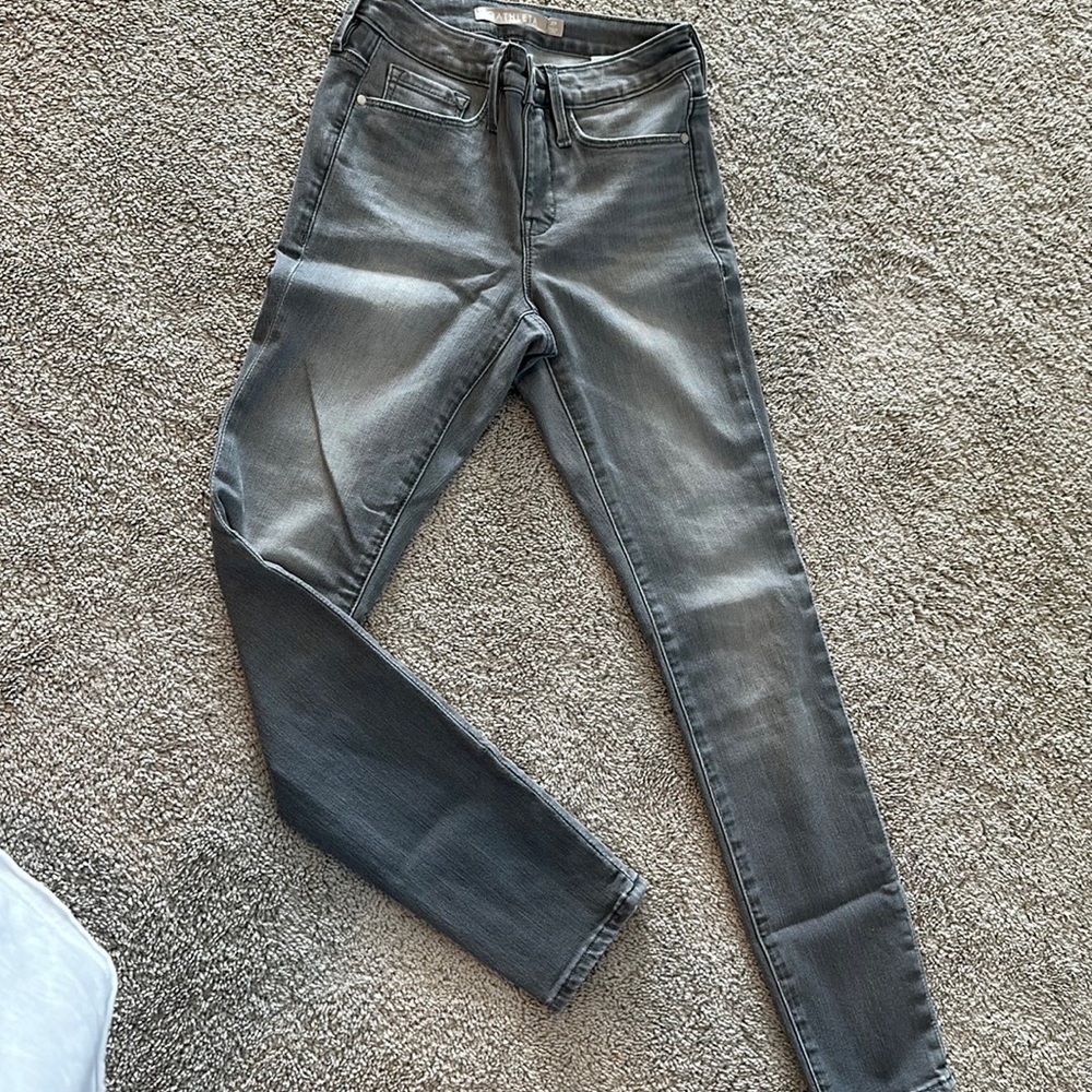 Light grey soft Athleta jeans. NWOT